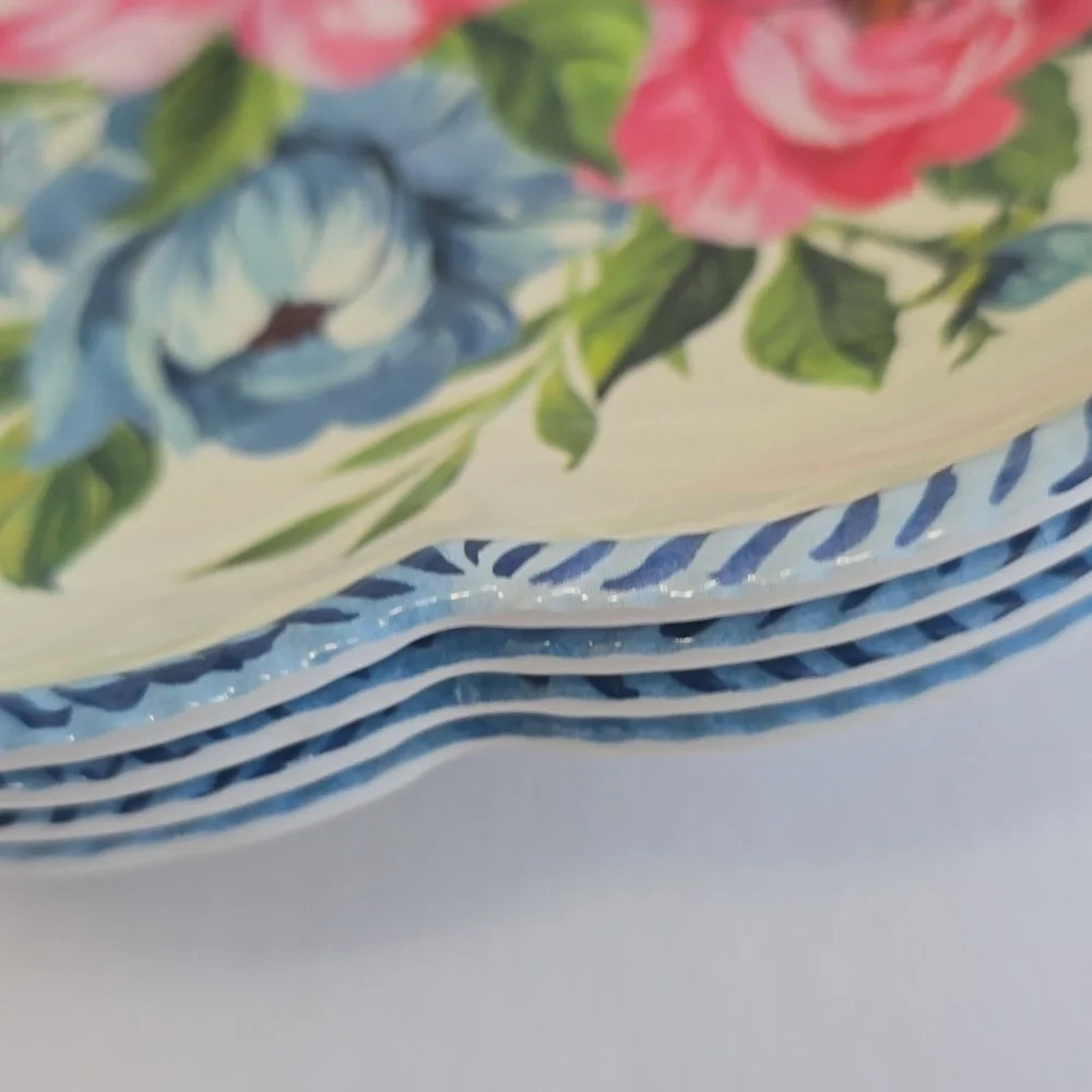 NWT Shabby Chic  Set Of 4 100% Floral Blue Pink Scalloped Melamine Plates